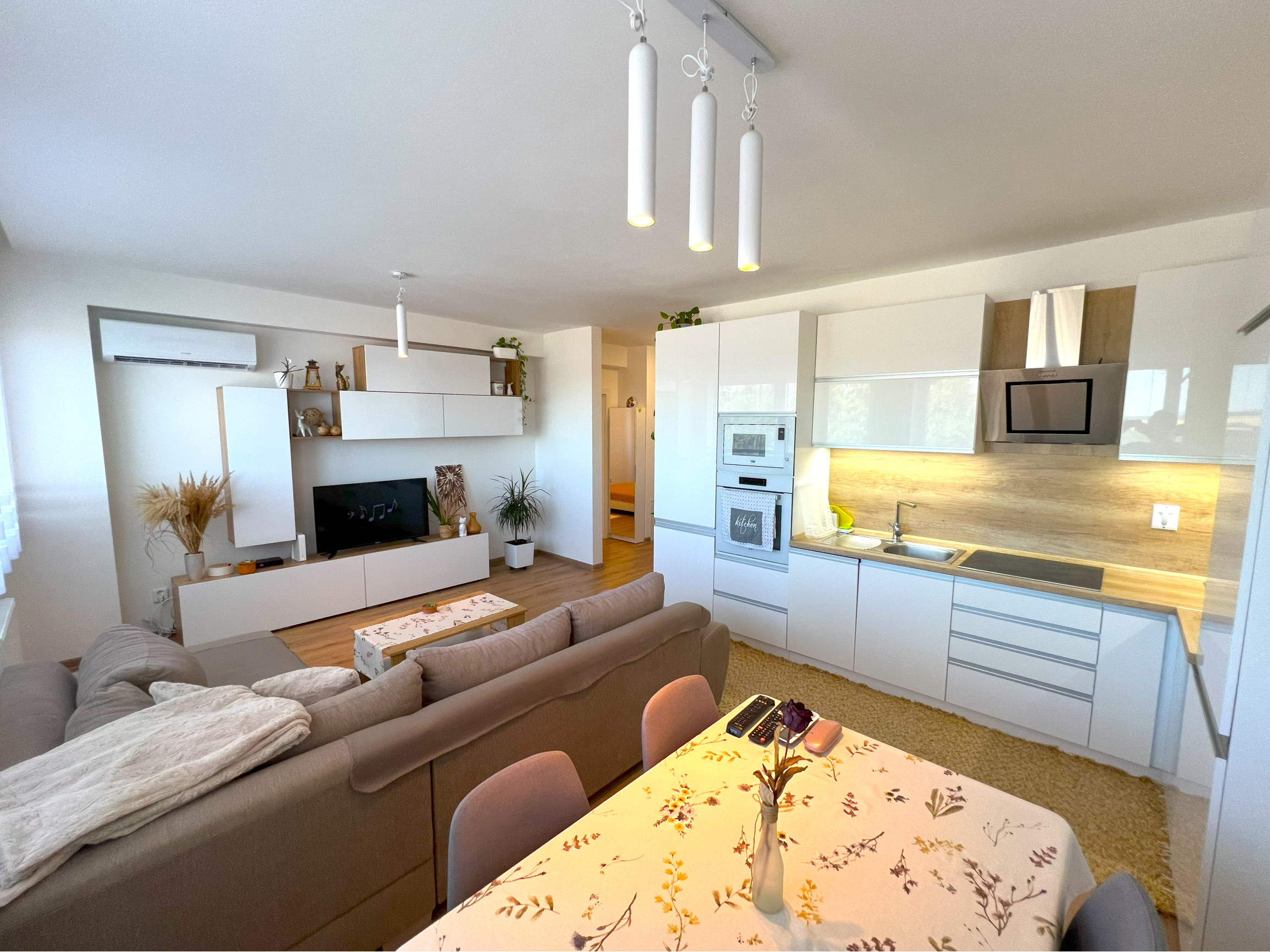 Moderný 2- izb. byt (54 m2) / Učňovská / Košice - Šaca