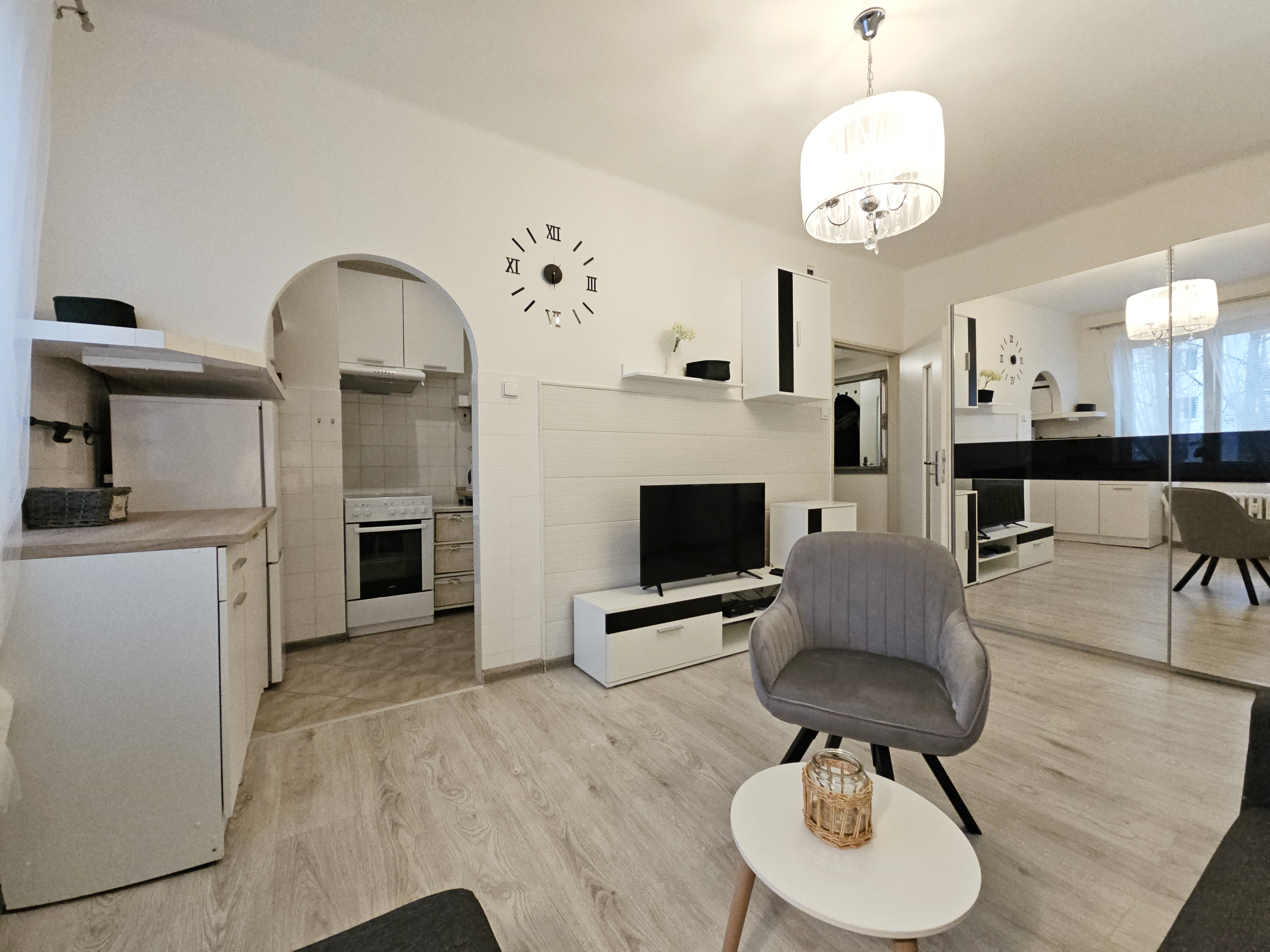 Tehlová, garsonka 24m2, na prenájom, Haviarska, Košice – Staré mesto