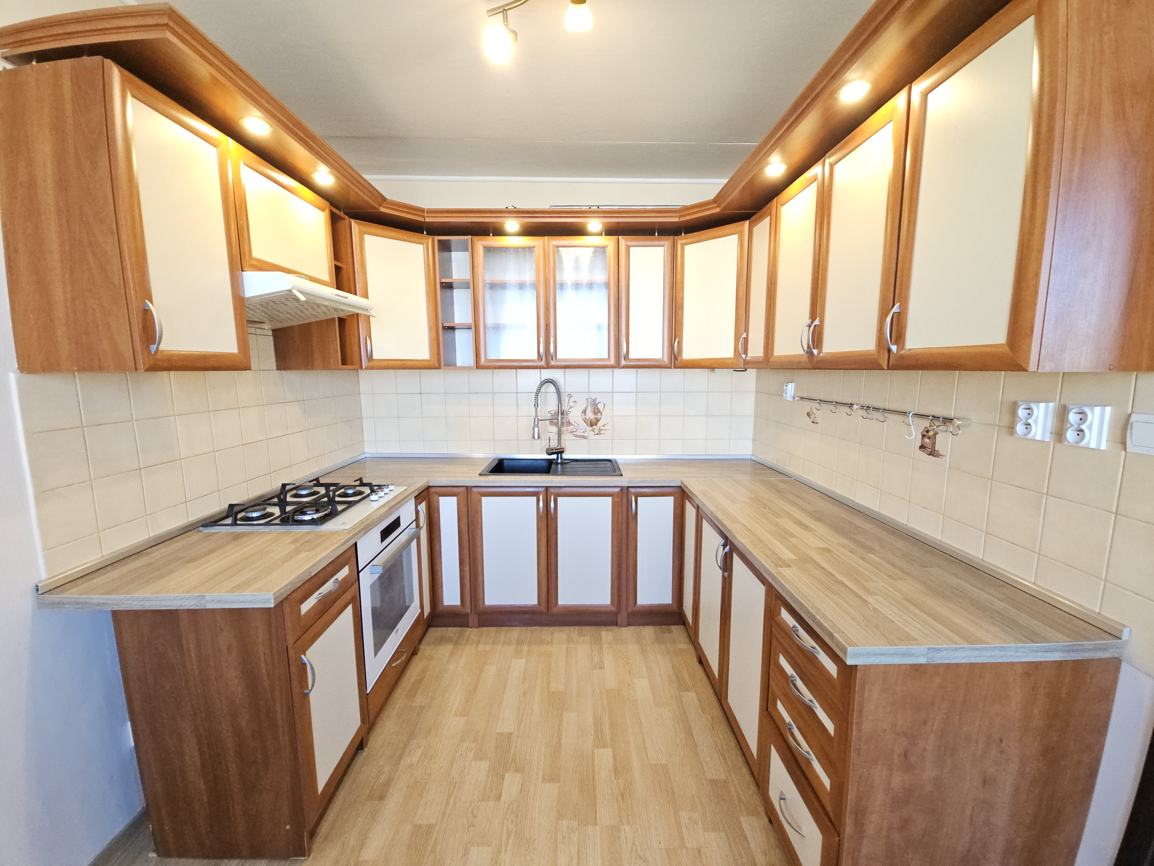 Pražský 3 izb. byt, 68m2, predaj, Košice – Juh, Miškovecká