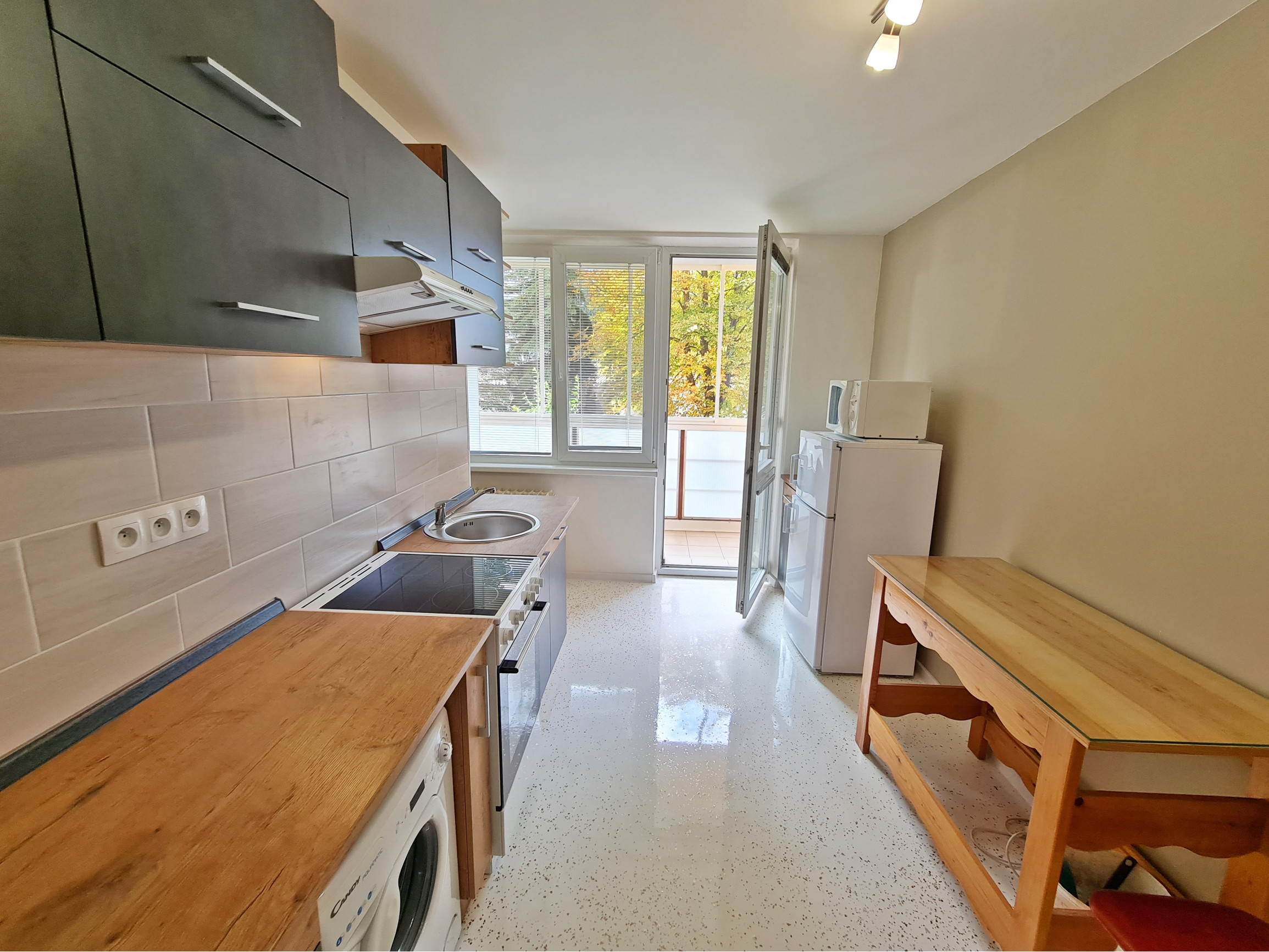 Príjemný 1 izbový byt, 28m2, prenájom, Pražská 5, Košice – Terasa