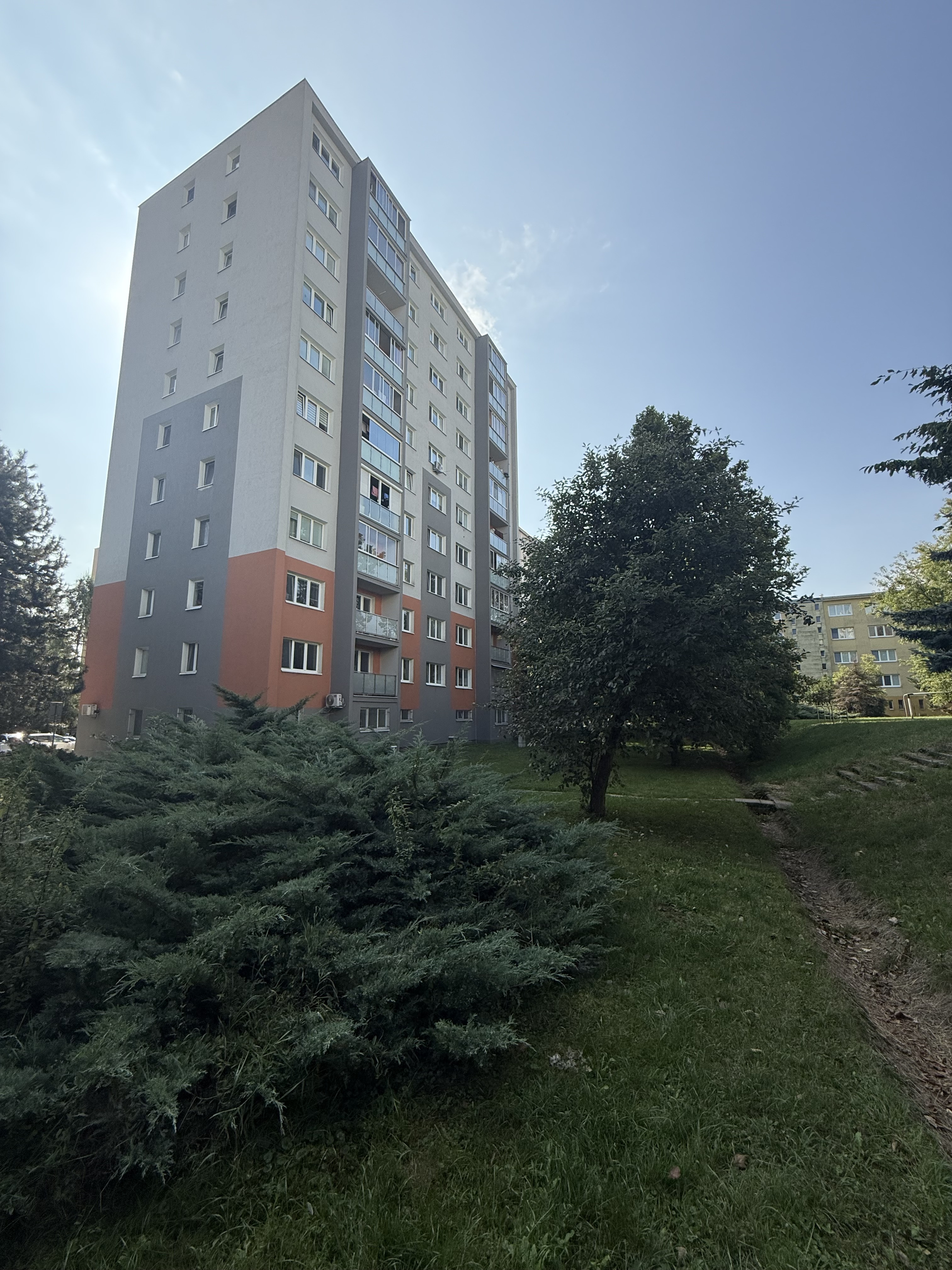 Na predaj 4-izbový byt, 72m2 + lodžia,  Košice – Terasa, ul.Výstavby
