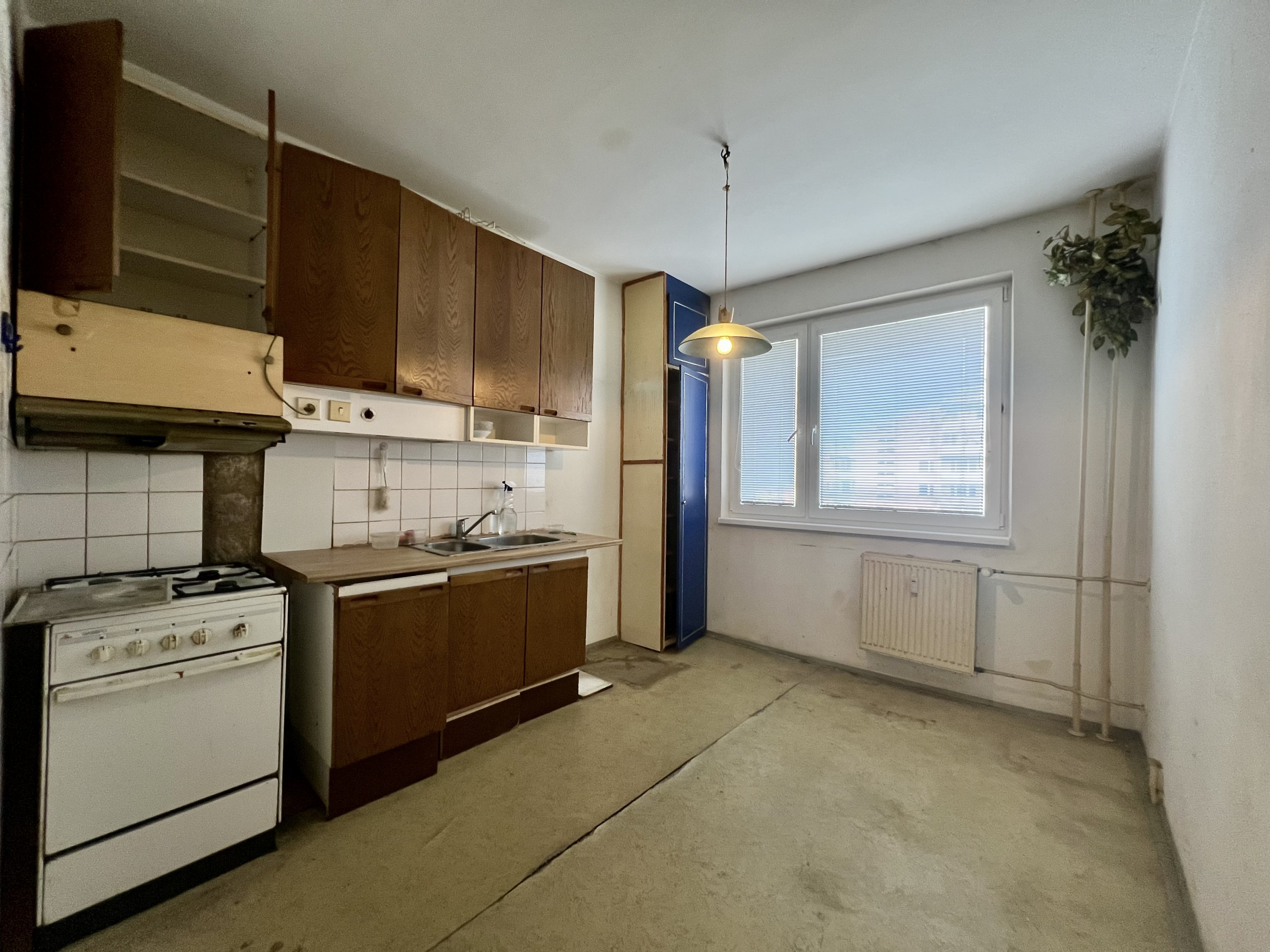 4 - izb. byt (80 m2) / Helsinská / Košice - sídlisko Ťahanovce