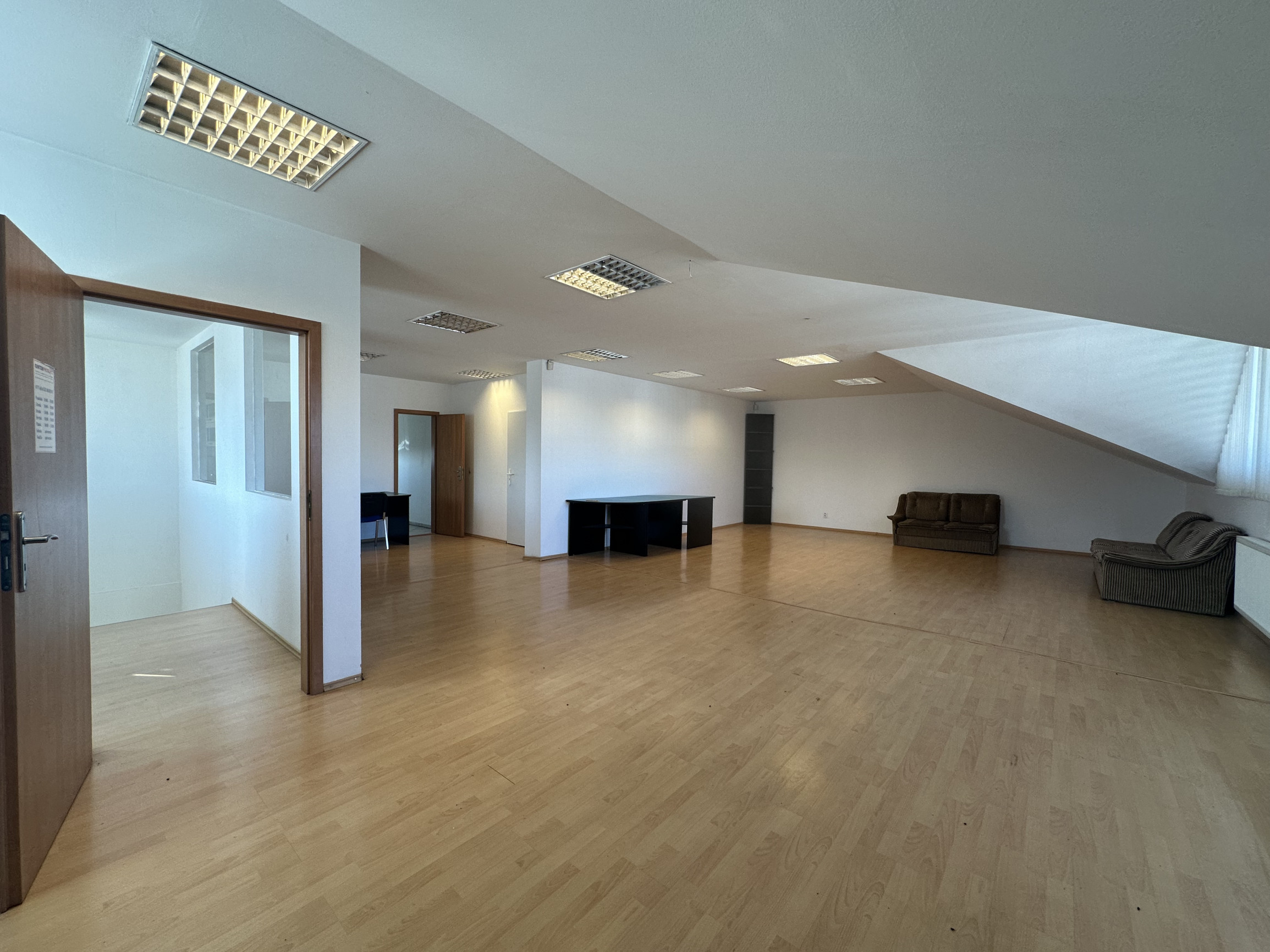 Na prenájom kancelárske priestory – 100 m², Košice, Trolejbusová ulica