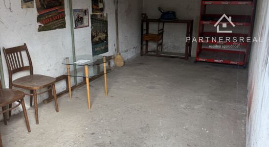 Na prenájom 4-izbový byt + garáž, 72m2 + lodžia,  Košice – Terasa, ul.Výstavby