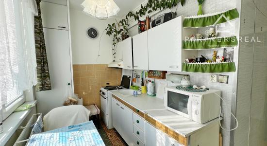 Priestranný 2-izb. byt (52 m2) / Námestie kozmonautov / Košice - Sídlisko nad Jazerom