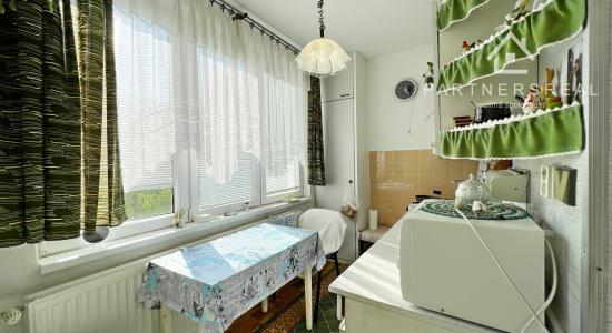 Priestranný 2-izb. byt (52 m2) / Námestie kozmonautov / Košice - Sídlisko nad Jazerom