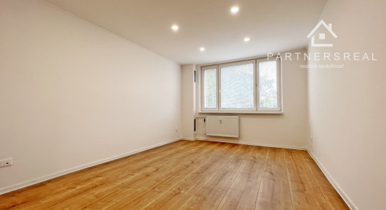 Veľký 4-izb. byt / Lukratívna lokalita / Komenského / Košice - Staré Mesto