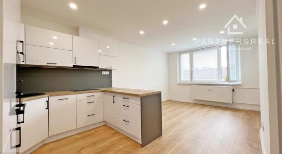 Veľký 4-izb. byt / Lukratívna lokalita / Komenského / Košice - Staré Mesto