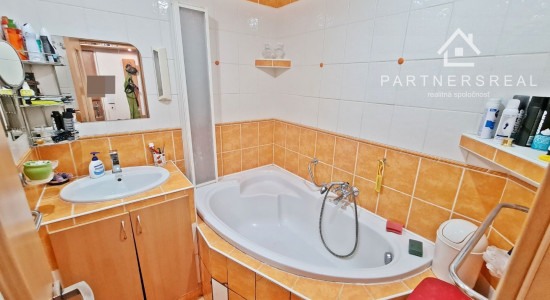 Rezerovaný, 3 izbový byt 69m2, 2x loggia, predaj, Košice - Nad jazerom, Stálicova