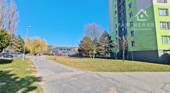 Rezerovaný, 3 izbový byt 69m2, 2x loggia, predaj, Košice - Nad jazerom, Stálicova