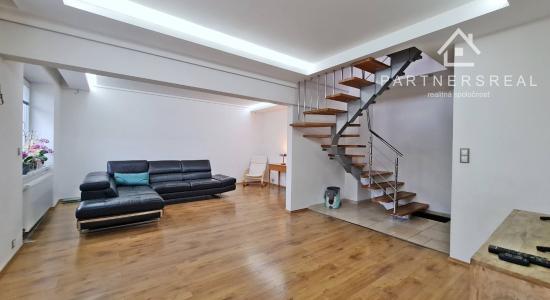 Luxusný, tehlový, 3 podlažný mezonet v Starom meste, predaj, Košice – Staré mesto, Trieda ČSA