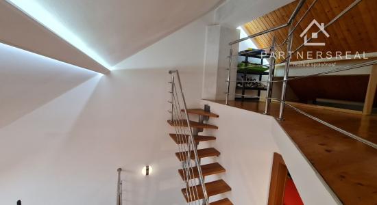 Luxusný, tehlový, 3 podlažný mezonet v Starom meste, predaj, Košice – Staré mesto, Trieda ČSA