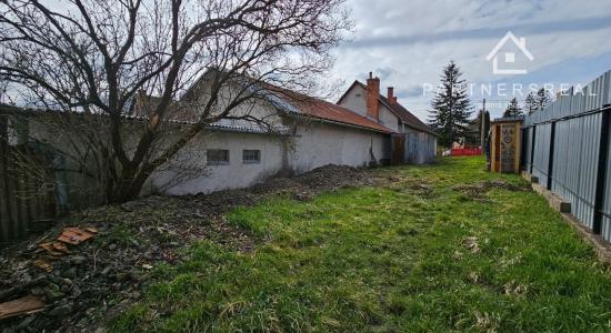 Záhrada 1081m2, v centre obce Slanec, predaj, Košice – okolie, Južná 17/A
