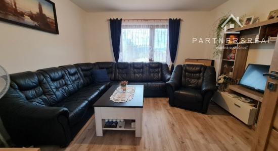 Šikovný murovaný rodinný dom 10x10m, s pozemkom 900m2 predaj, Tornyosnémeti, ulica Ady Endre