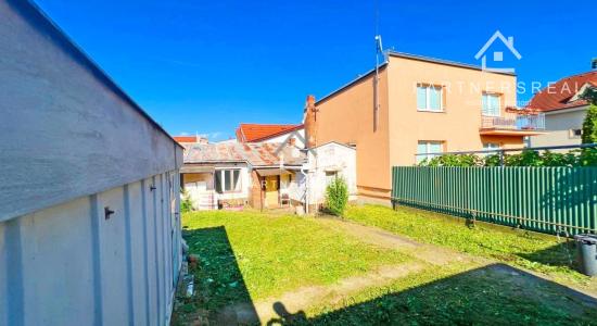 Lukratívny stavebný pozemok (268 m2) / Kalinčiakova / Košice - Juh