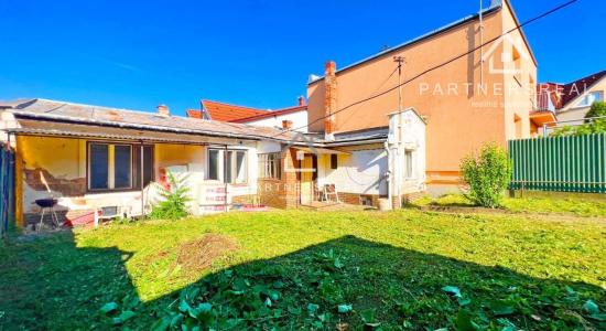 Lukratívny stavebný pozemok (268 m2) / Kalinčiakova / Košice - Juh