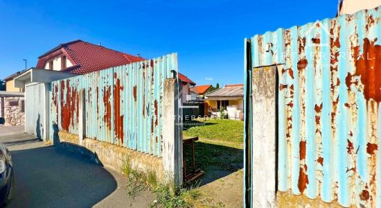 Lukratívny stavebný pozemok (268 m2) / Kalinčiakova / Košice - Juh
