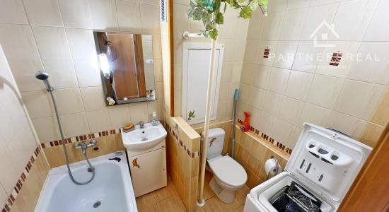 Pekný 1,5- izb. byt (42 m2) / Ružová / Košice - Terasa