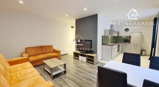 2-izb. byt (55 m2) / TEHLA / 2x balkón / Vodárenská / Košice - Sever