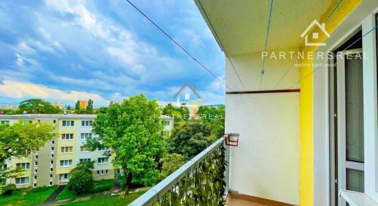 Väčší 4 - izb. byt (81 m2) / Sokolovská / Košice - sídlisko Terasa