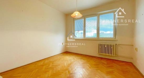 Väčší 4 - izb. byt (81 m2) / Sokolovská / Košice - sídlisko Terasa