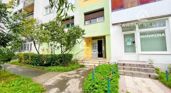 Väčší 4 - izb. byt (81 m2) / Sokolovská / Košice - sídlisko Terasa