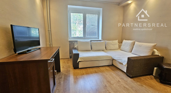 Tehlový 1 izbový byt v Starom meste, prenájom, Košice - Jesenná