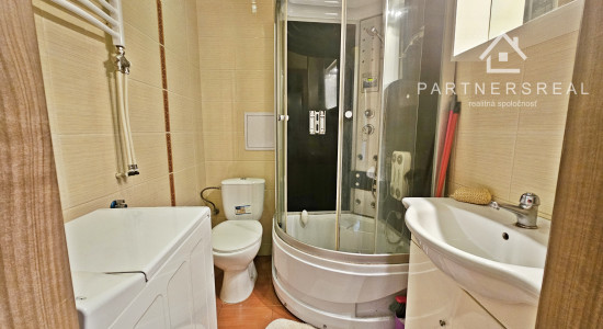 Tehlový 1 izbový byt v Starom meste, prenájom, Košice - Jesenná