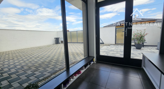 Novostavba bungalovu s rozlohou 250m2 a pozemkom 878m2, predaj, Rozhanovce, Košice – okolie