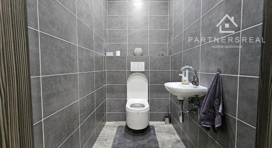 Novostavba bungalovu s rozlohou 250m2 a pozemkom 878m2, predaj, Rozhanovce, Košice – okolie