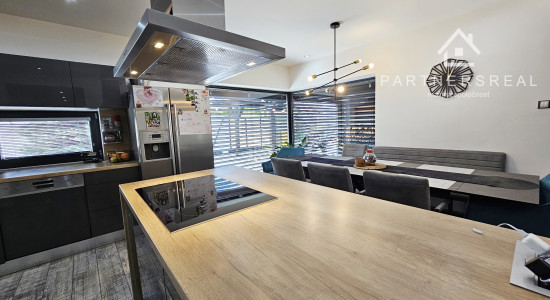 Novostavba bungalovu s rozlohou 250m2 a pozemkom 878m2, predaj, Rozhanovce, Košice – okolie