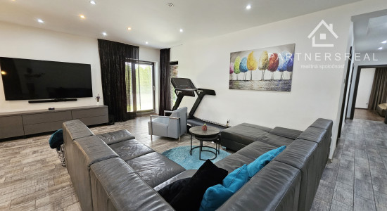 Novostavba bungalovu s rozlohou 250m2 a pozemkom 878m2, predaj, Rozhanovce, Košice – okolie