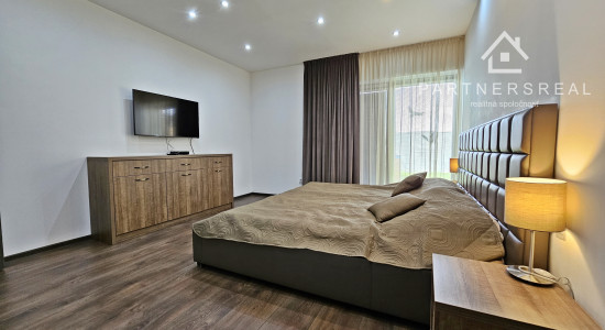 Novostavba bungalovu s rozlohou 250m2 a pozemkom 878m2, predaj, Rozhanovce, Košice – okolie