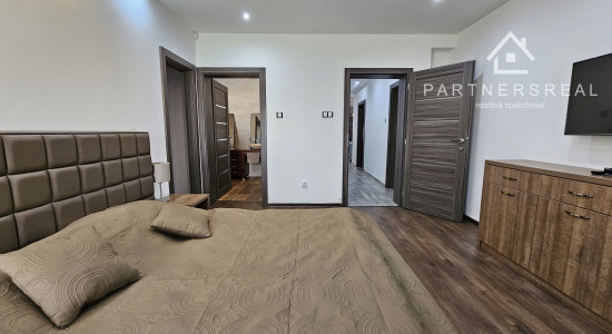 Novostavba bungalovu s rozlohou 250m2 a pozemkom 878m2, predaj, Rozhanovce, Košice – okolie