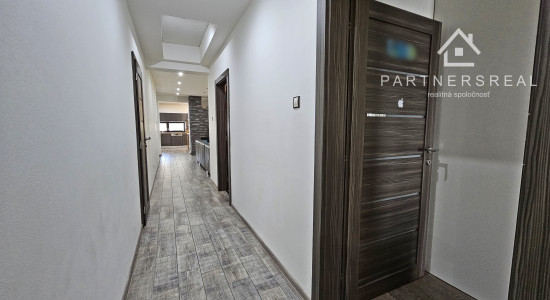 Novostavba bungalovu s rozlohou 250m2 a pozemkom 878m2, predaj, Rozhanovce, Košice – okolie