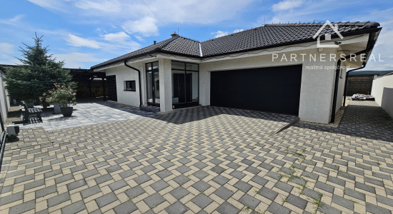 Novostavba bungalovu s rozlohou 250m2 a pozemkom 878m2, predaj, Rozhanovce, Košice – okolie