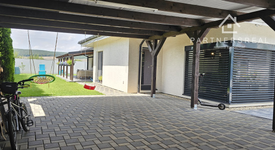 Novostavba bungalovu s rozlohou 250m2 a pozemkom 878m2, predaj, Rozhanovce, Košice – okolie