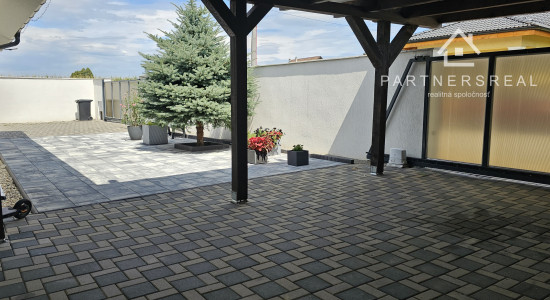 Novostavba bungalovu s rozlohou 250m2 a pozemkom 878m2, predaj, Rozhanovce, Košice – okolie