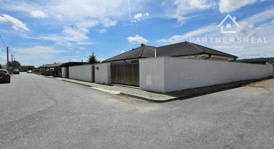 Novostavba bungalovu s rozlohou 250m2 a pozemkom 878m2, predaj, Rozhanovce, Košice – okolie