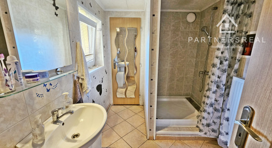 Chata na celoročné užívanie s bazénom, predaj, Košice – okolie, Kostoľany nad Hornádom