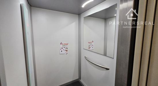 1 izbový byt 30m2 v novostavbe, s parkovacím miestom, prenájom, Jelšová, Košice - Vyšné Opátske