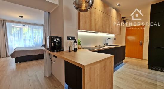 Luxusný, dizajnový 2,5 izbový byt, 70m2, prenájom, Boccatiova, Košice – Staré mesto