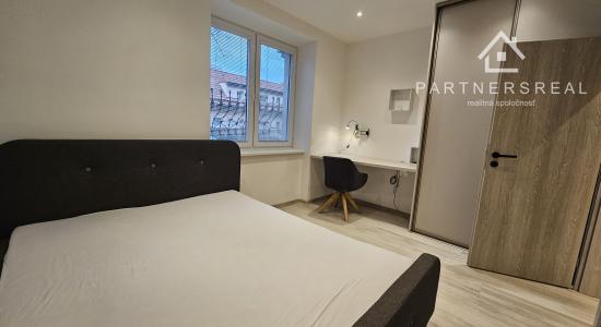 Luxusný, dizajnový 2,5 izbový byt, 70m2, prenájom, Boccatiova, Košice – Staré mesto