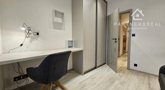 Luxusný, dizajnový 2,5 izbový byt, 70m2, prenájom, Boccatiova, Košice – Staré mesto