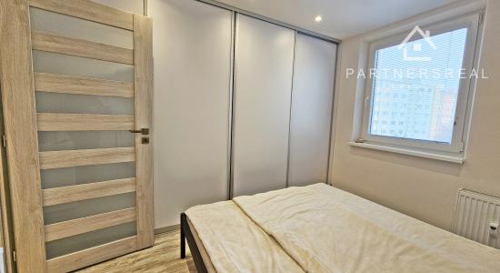 Novo zrekonštruovaný 3 izbový byt, prenájom, Čapajevova 16, Košice – Západ