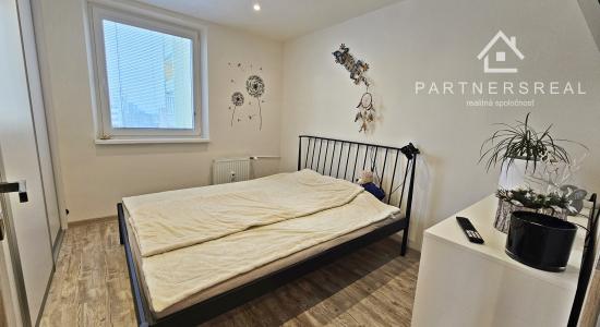 Novo zrekonštruovaný 3 izbový byt, prenájom, Čapajevova 16, Košice – Západ