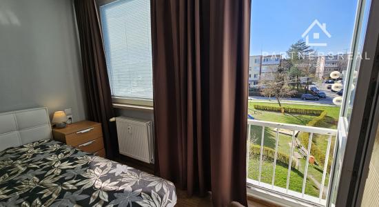 Menší 3 izb. byt, 54m2, po rekonštrukcií, prenájom, Uherova, KE – Terasa