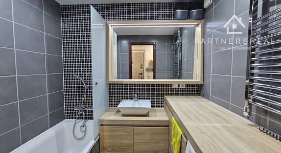 Menší 3 izb. byt, 54m2, po rekonštrukcií, prenájom, Uherova, KE – Terasa