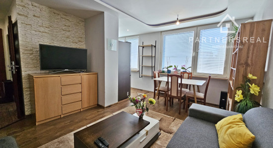 Menší 3 izb. byt, 54m2, po rekonštrukcií, prenájom, Uherova, KE – Terasa