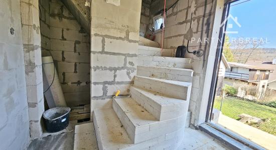 Novostavba  chaty s pozemkom 600m2, predaj, Nižný Klátov, Košice – okolie